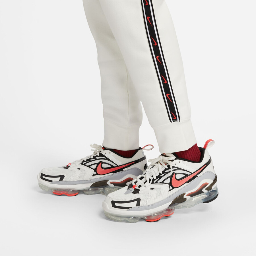 Pantalon survêtement Nike cargo Fleece blanc noir