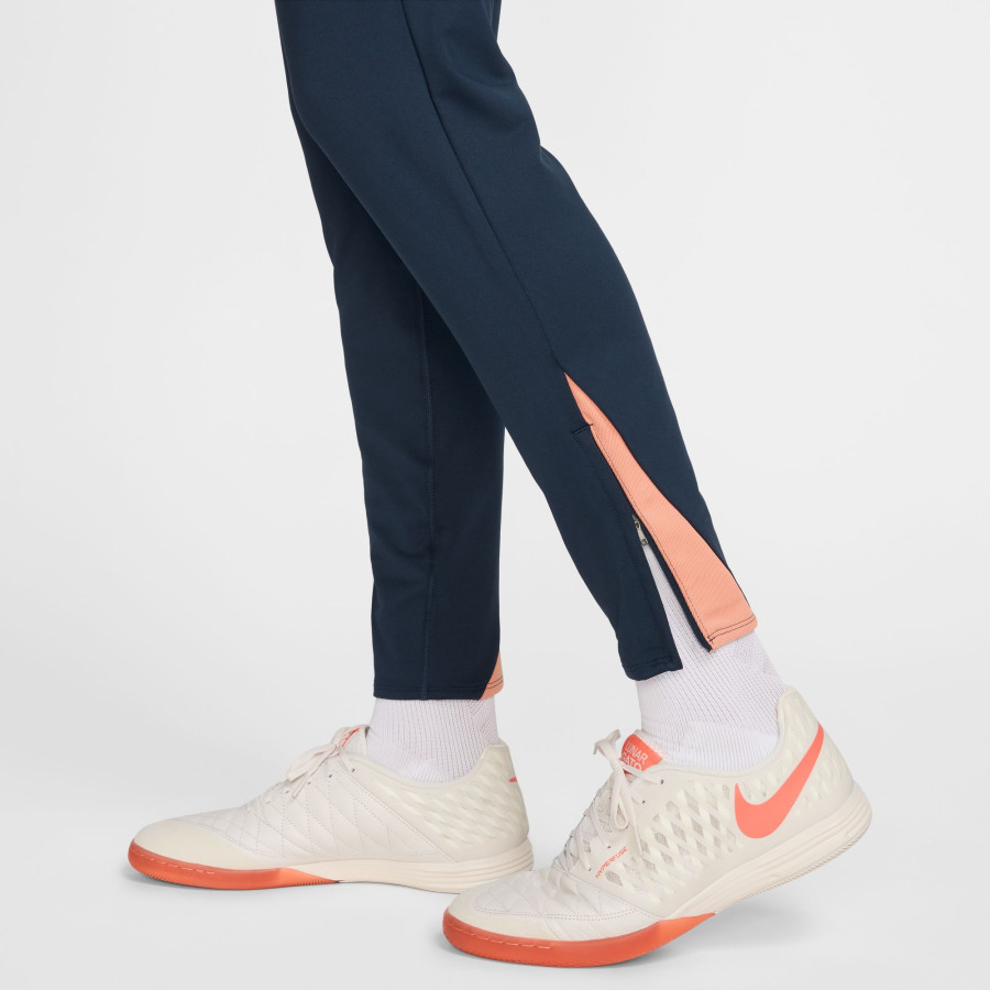 Pantalon survêtement Chelsea Strike bleu orange 2024/25