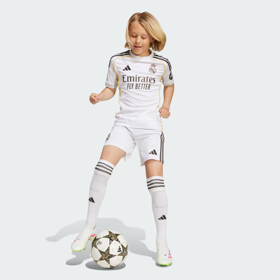 Tenue junior Real Madrid domicile 2025/26