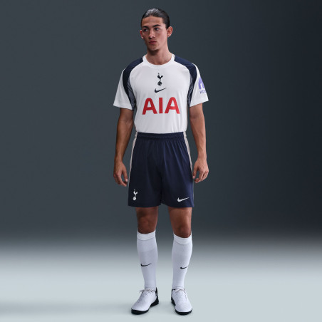 Short Tottenham domicile 2025/26