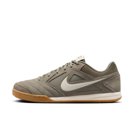 Nike Gato gris