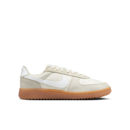 Nike Field General blanc