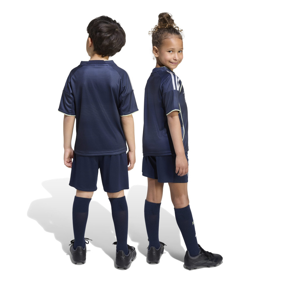 Tenue enfant Real Madrid extérieur 2025/26