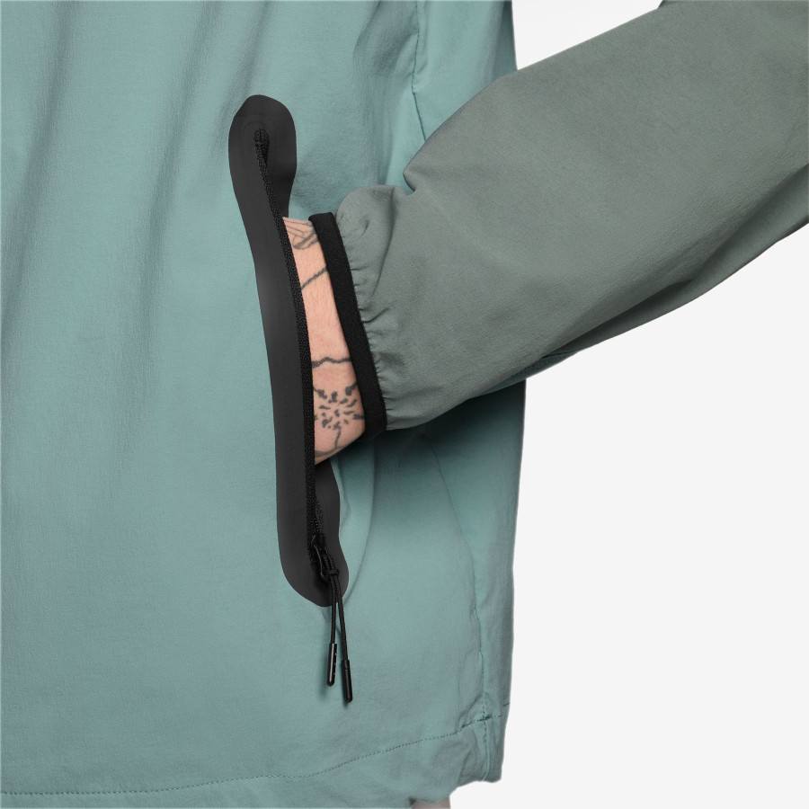 Veste survêtement Nike tech Woven bleu