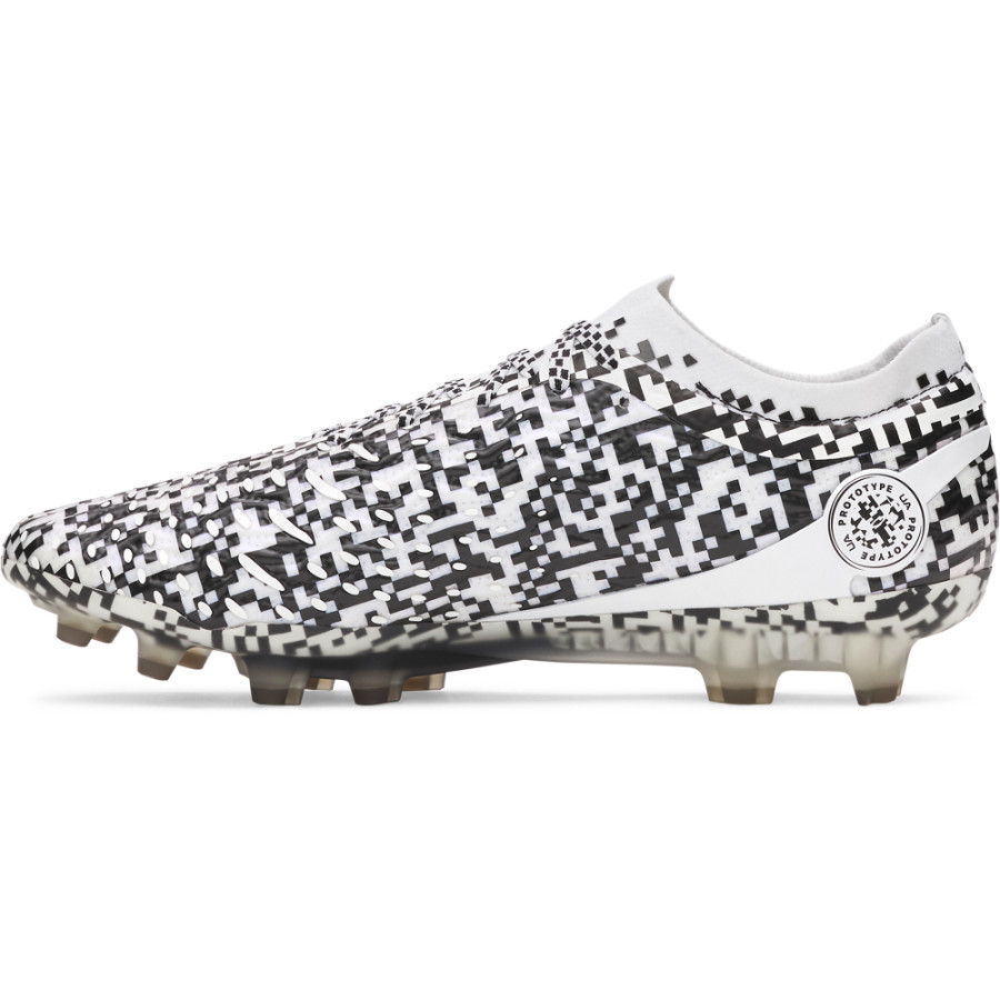 Under Armour Magnetico Elite 5 FG noir blanc