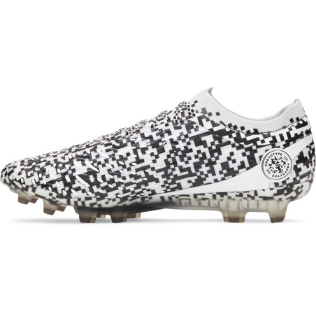 Under Armour Magnetico Elite 5 FG noir blanc