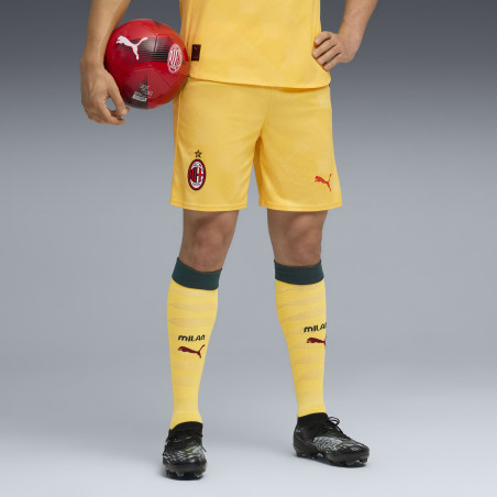 Short Milan AC third 2025/26