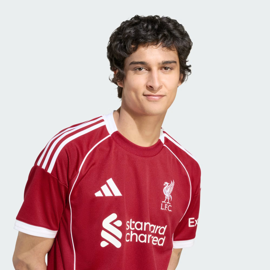 Maillot Liverpool domicile 2025/26
