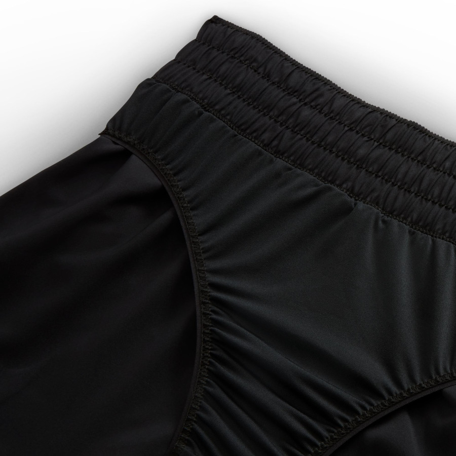 Short entraînement Femme Nike One noir blanc 