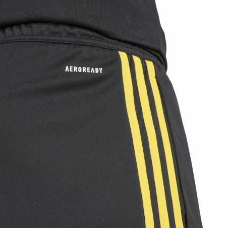 Short Manchester United third 2025/26