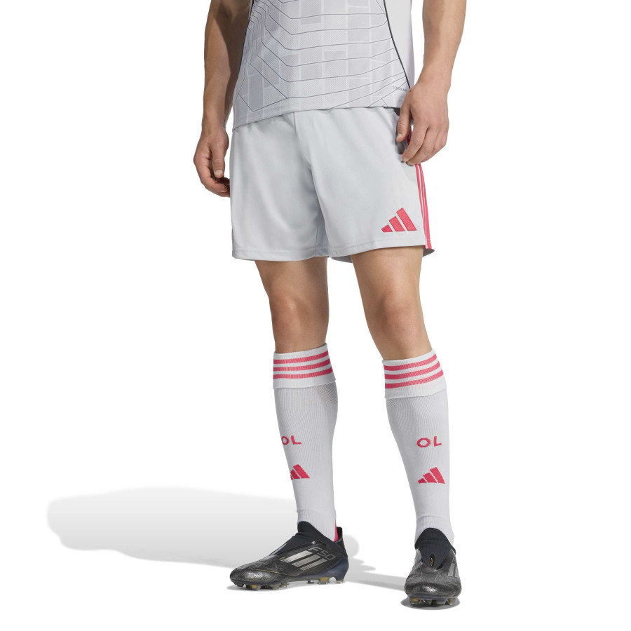 Short OL third 2025/26