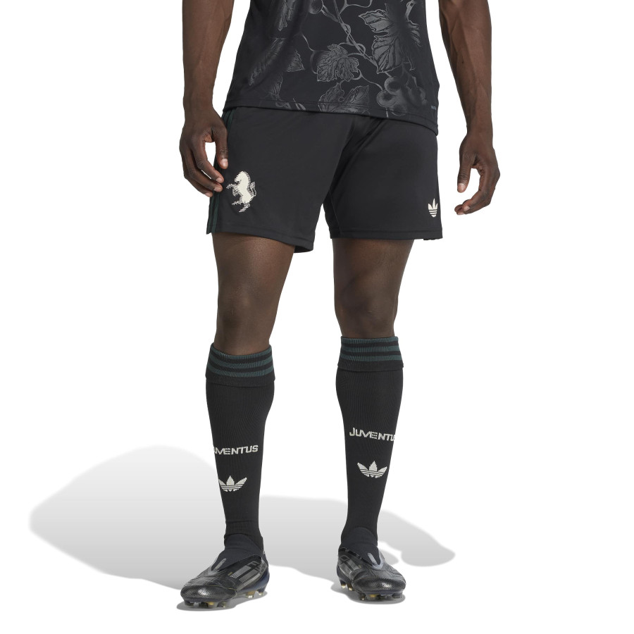 Short Juventus third 2025/26