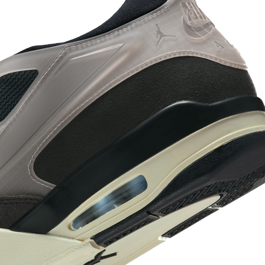 PSG x Air Jordan 4 RM noir