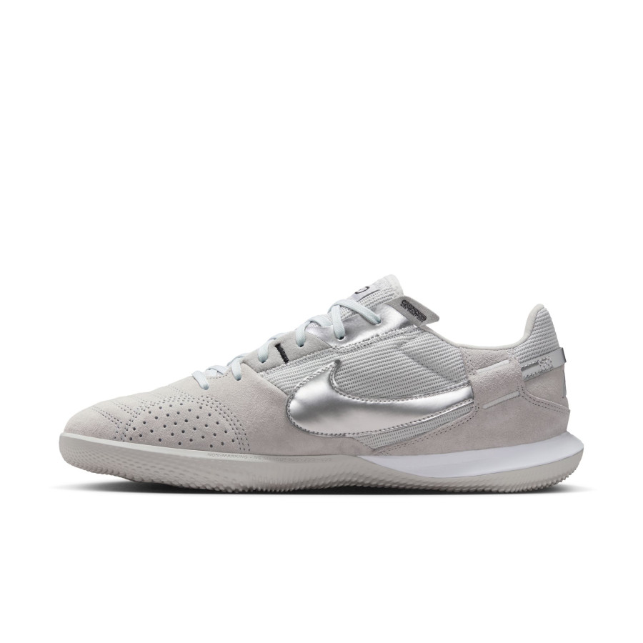 Nike StreetGato gris