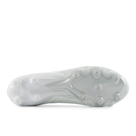 New Balance Tekela V5 Elite FG blanc