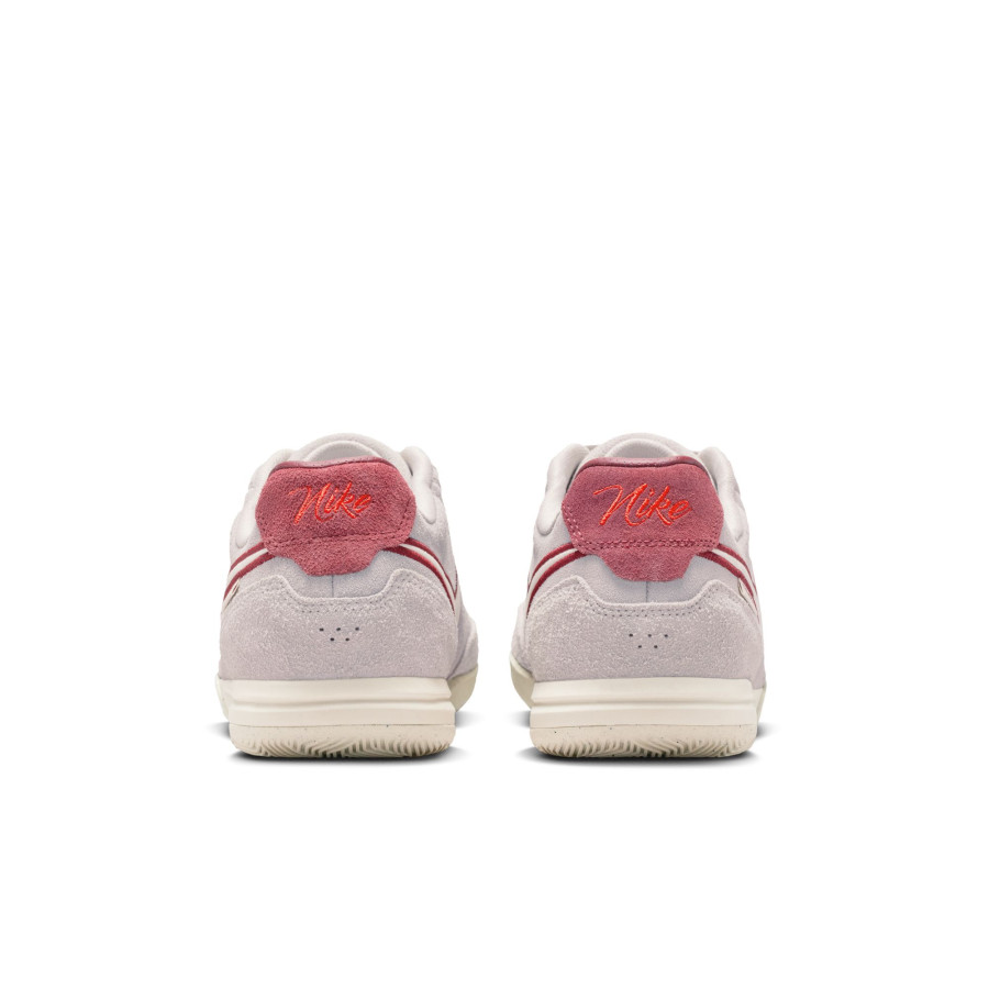 Nike Tiempo StreetGato gris rouge