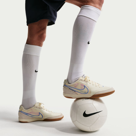 Nike Tiempo StreetGato beige