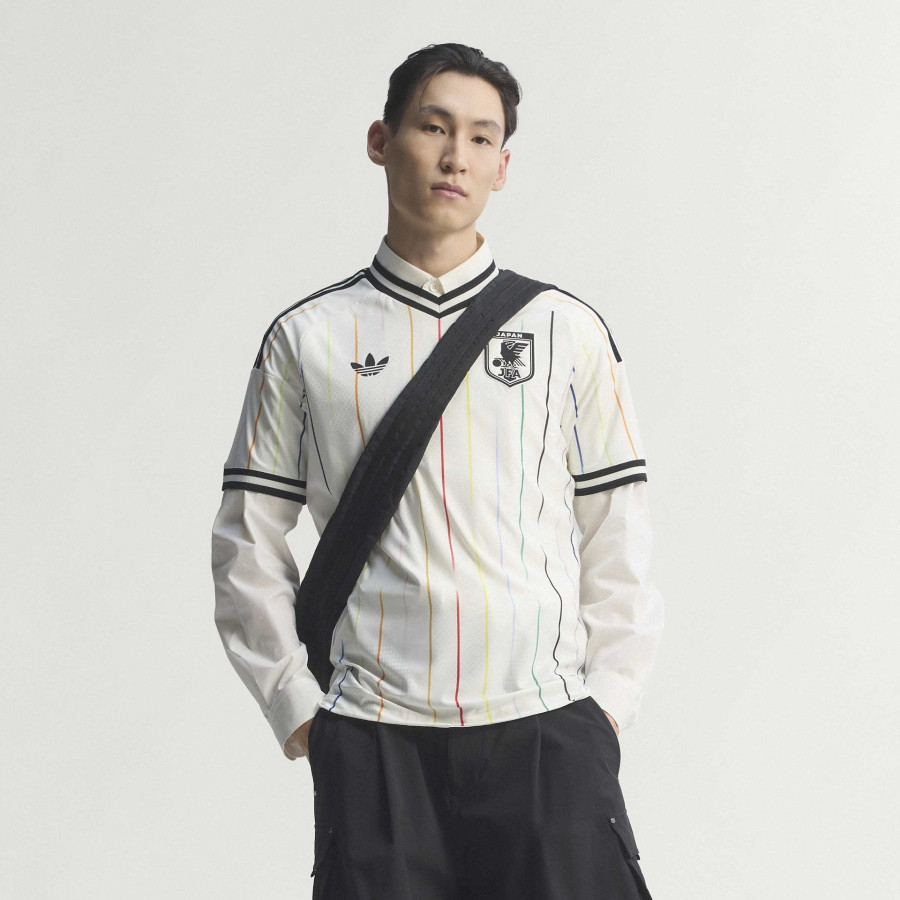 Maillot Japon extérieur authentique 2026